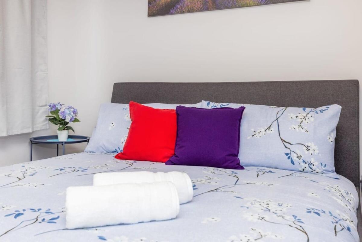 Modern 1Br Condo - Chinatown Near Little Italy Ottawa Luaran gambar